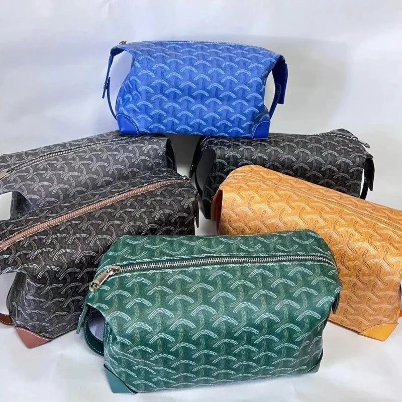 Goyard Saint-Louis Toiletry Bag in Royal Blue Chevron Pattern