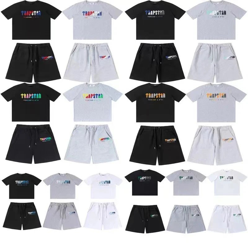 TRAPSTAR Gradient Logo T-Shirt and Shorts Set - Black/Grey/White